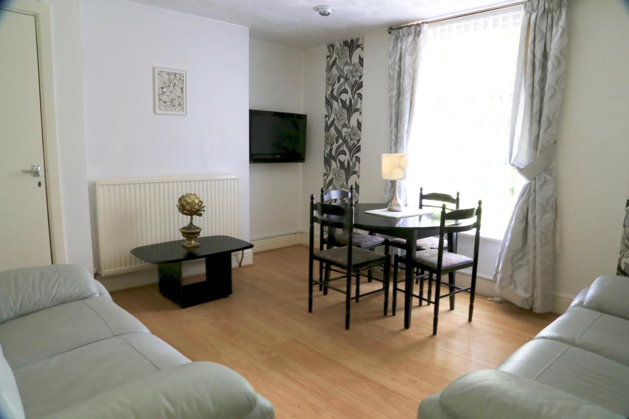 La Suisse Serviced Apartments Manchester Exterior foto
